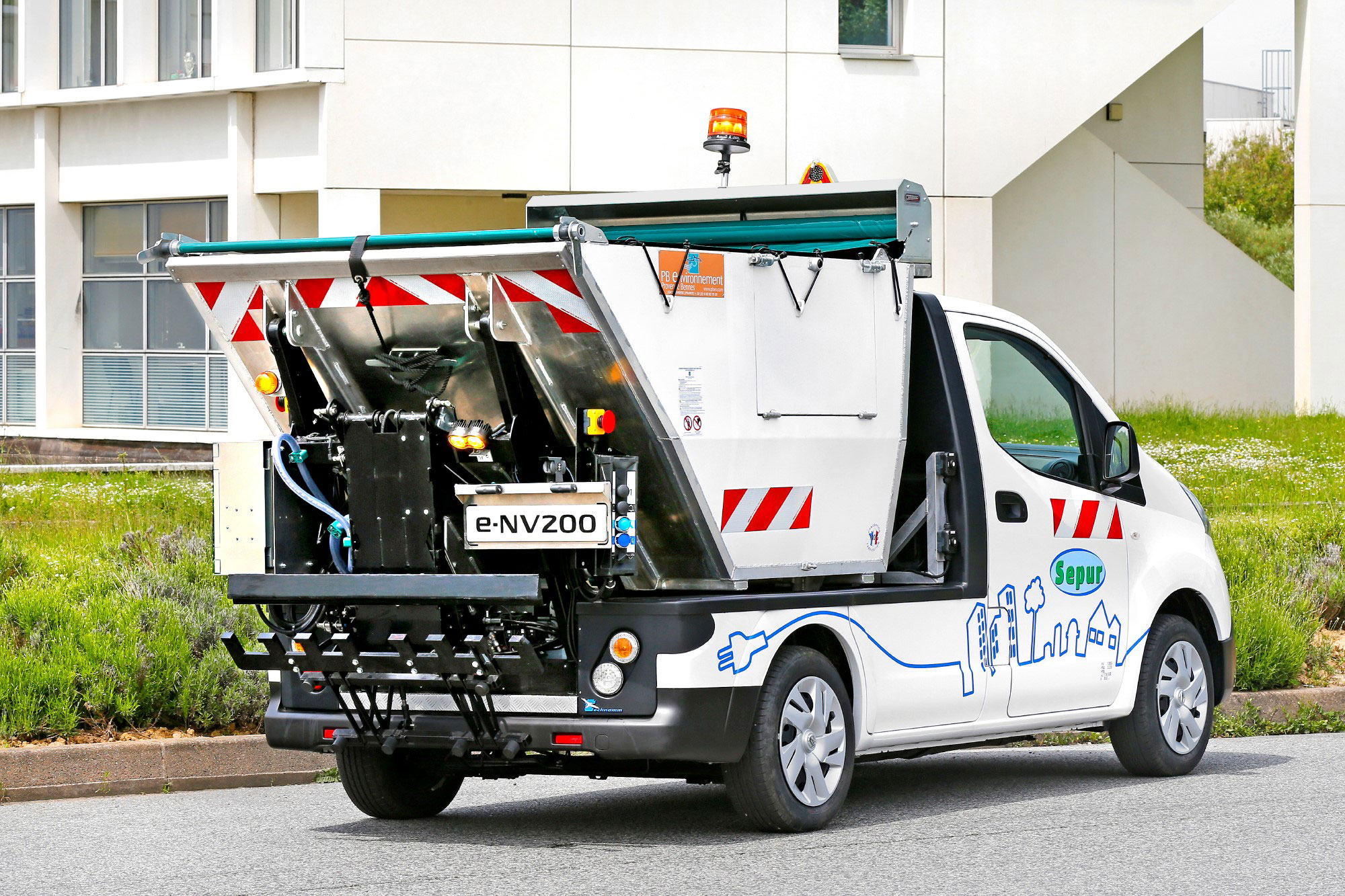 e-NV200 Nissan 