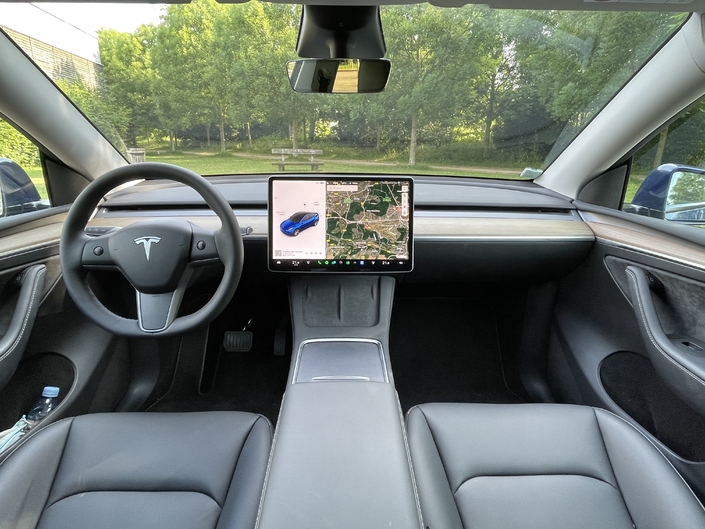 Photo intérieur Tesla Y