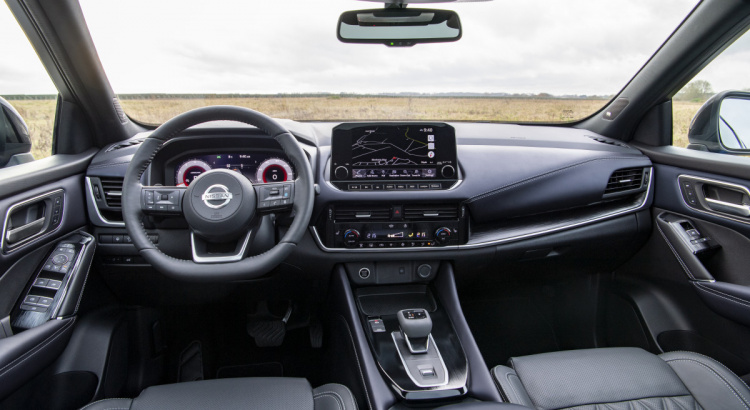 nissan qashqai intérieur